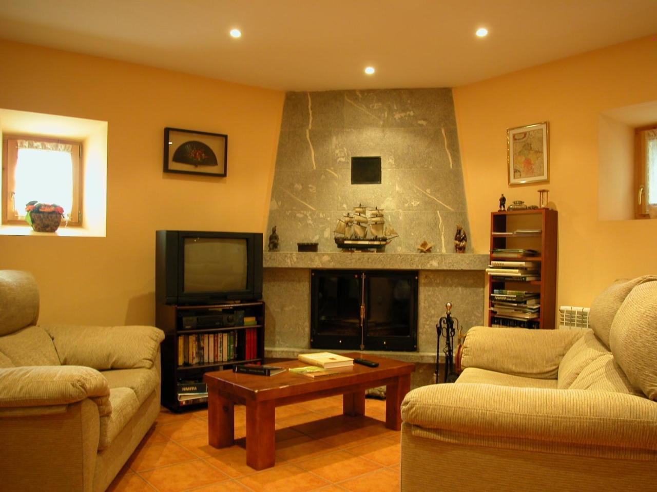 Vidangoz Casa Rural Ornat Etxea المظهر الخارجي الصورة
